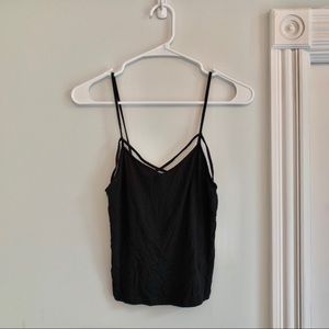 Black cropped tank
